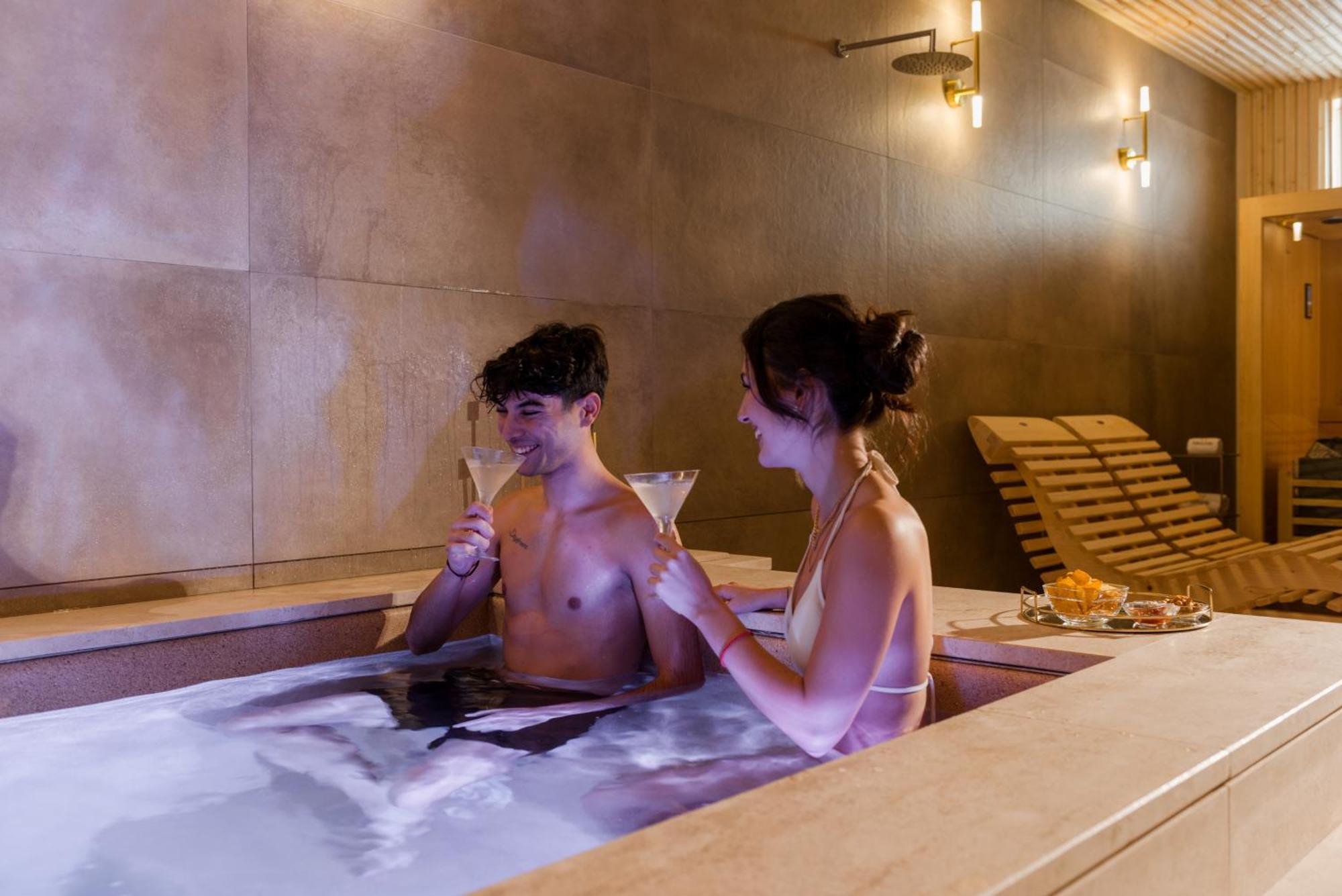 Porta D'Oro Charming House II & Spa Alghero Luaran gambar